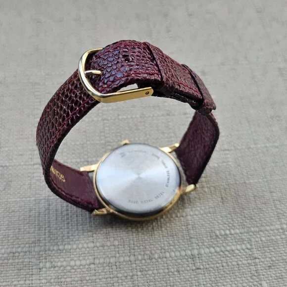 Vintage Disney Lorus Wristwatch Burgundy Tone Genuine Leather Strap Watch - Picture 8 of 12